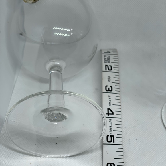 Hand crafted small stemmed wine glass embellished vintage jewelry pearl crystal - Picture 4 of 5